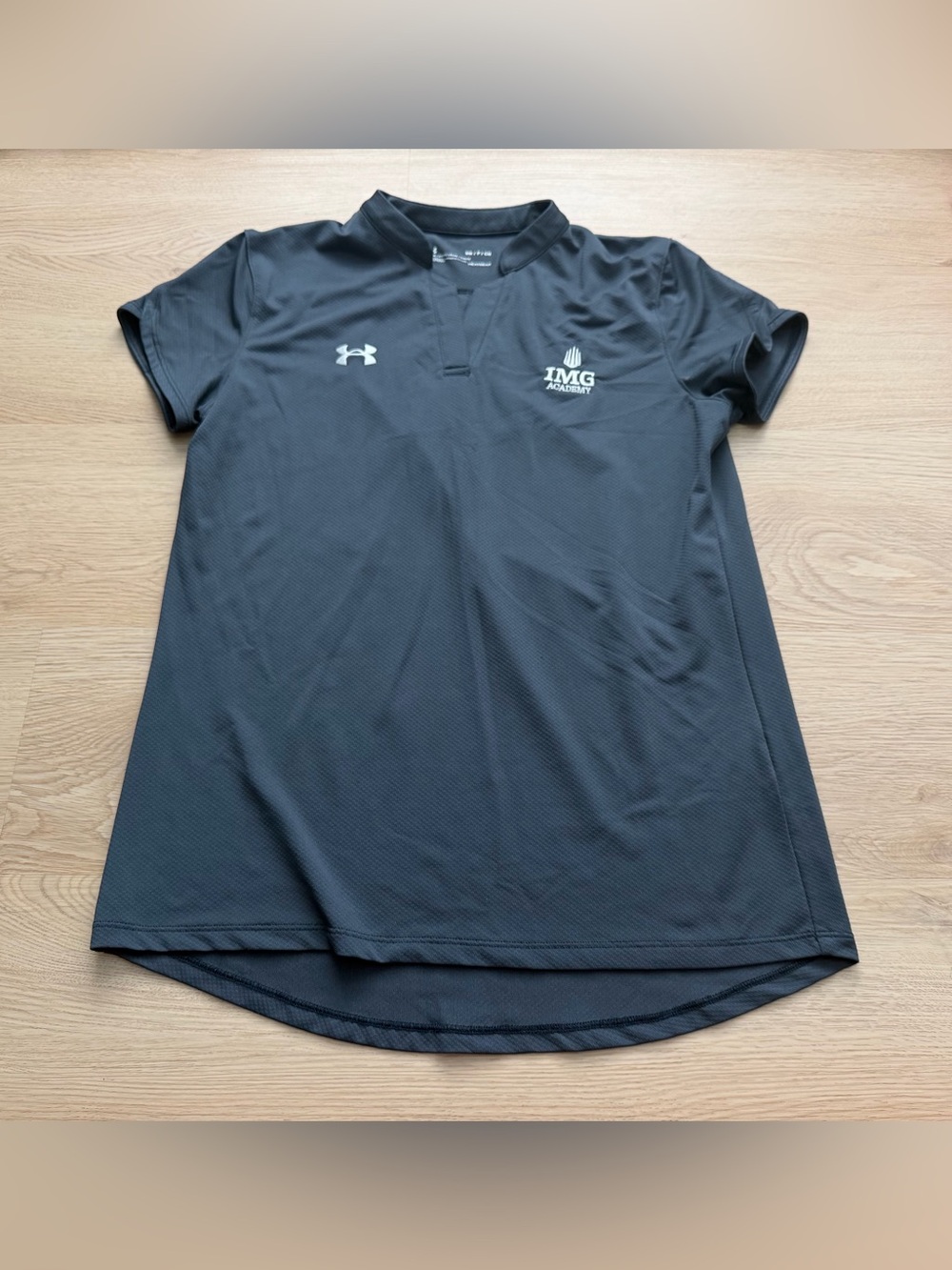 Under Armour IMG Academy HeatGear V-neck Collar Shirt Gray Women’s size S Loose